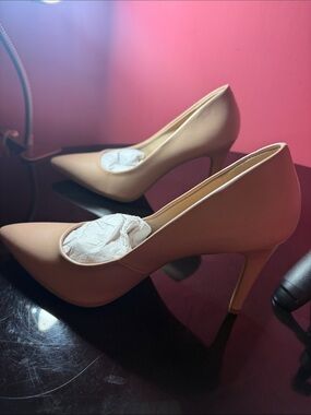 Christian Siriano Blush Nude Pointed-Toe Stiletto Pumps